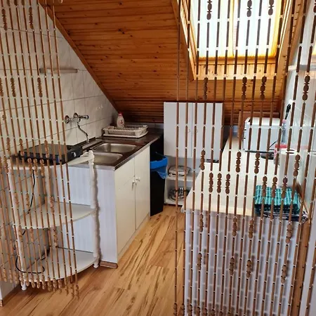 Apartment Tavirozsa *